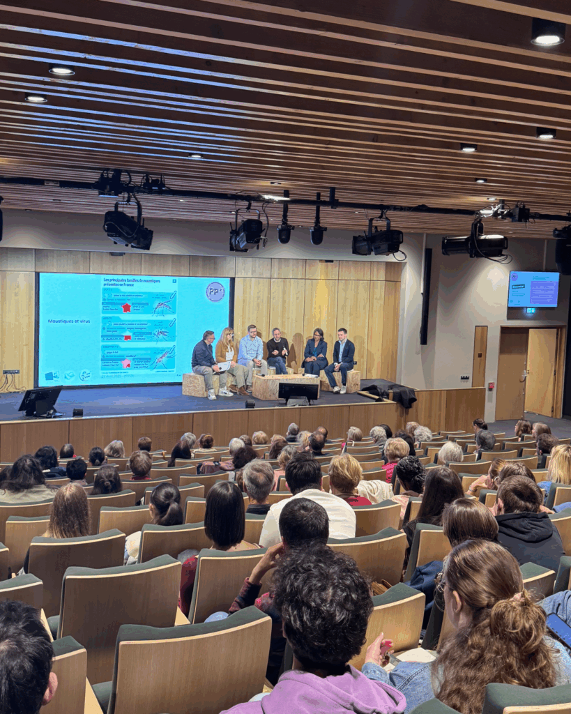 Première conférence